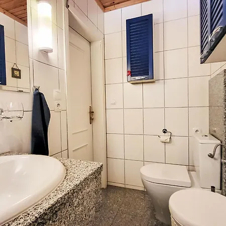By Interhome Appartement *